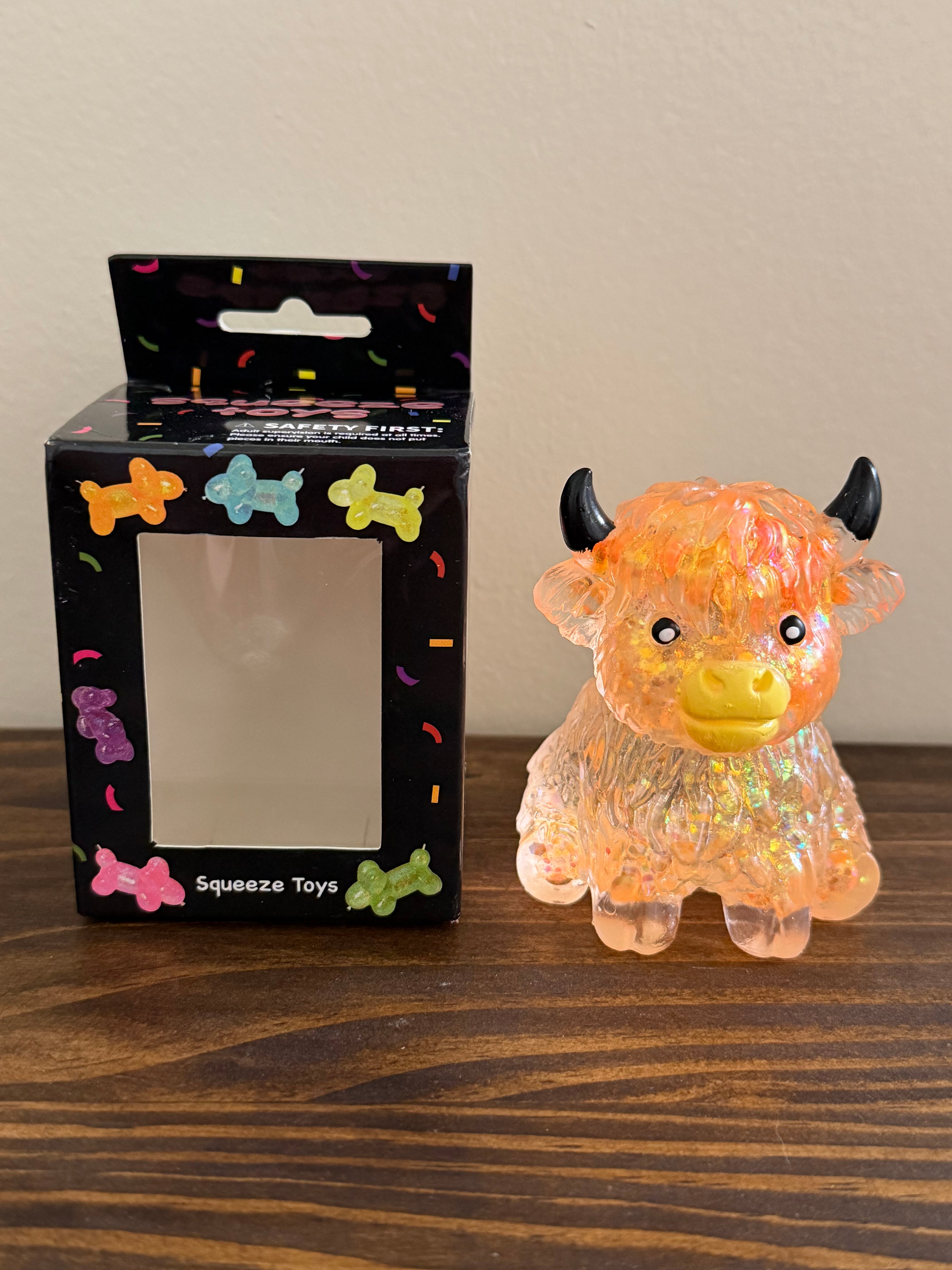 Highland Cow Glitter Squeeze