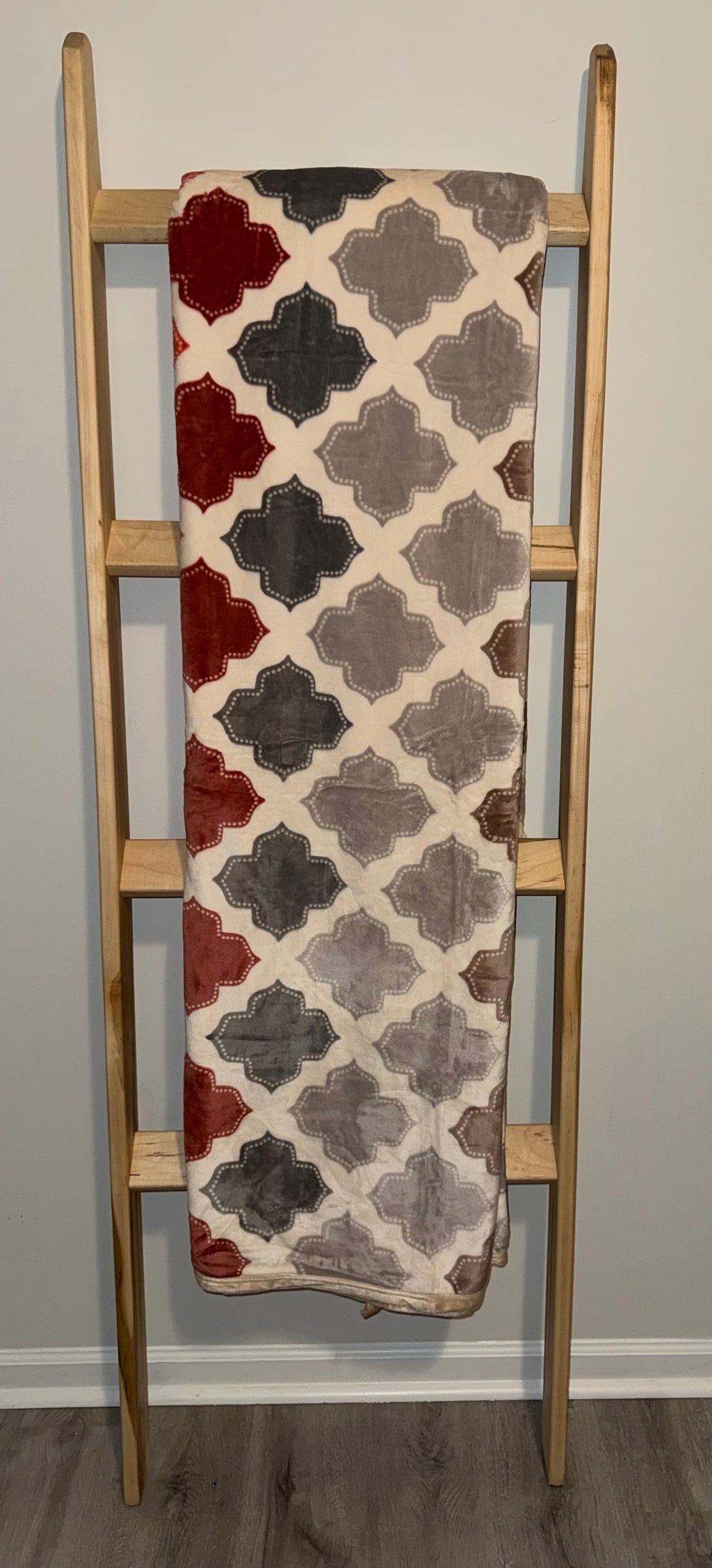 Quatrefoil Blanket