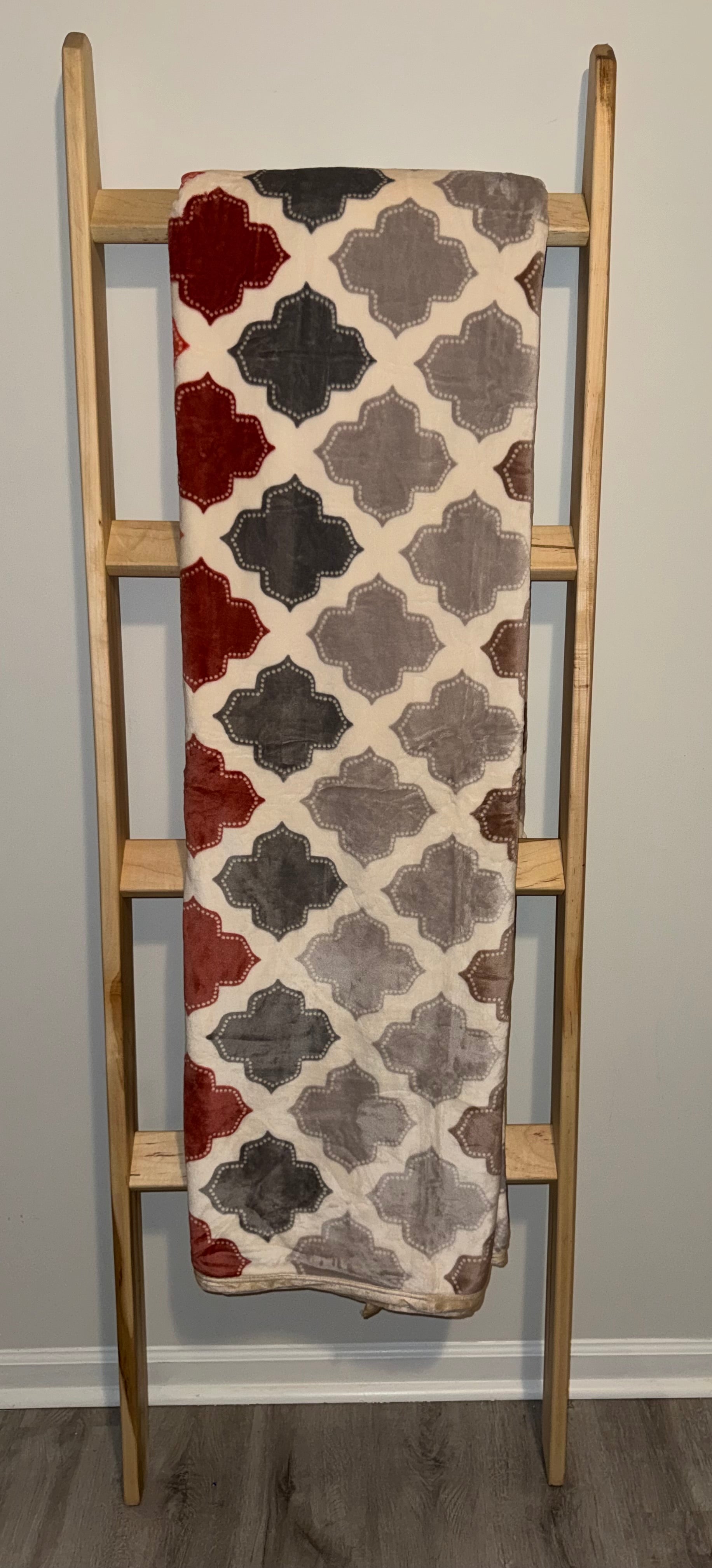 Quatrefoil Blanket