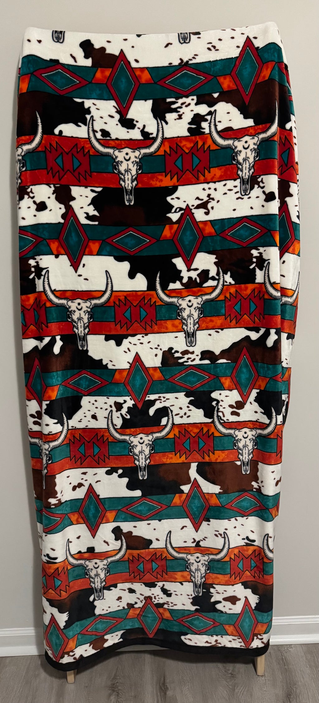 Southwestern King Flannel Blanket - Longhorns & Aztec