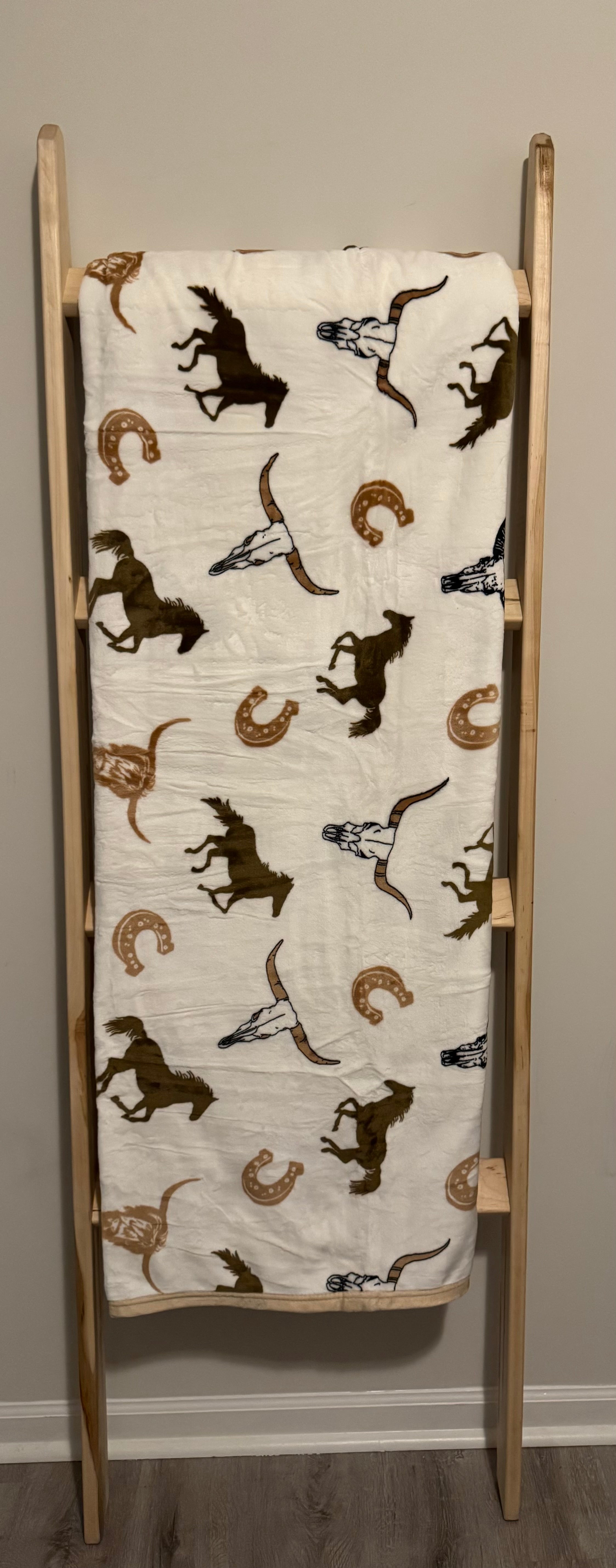 Western Flannel Blanket - Horses & Longhorns